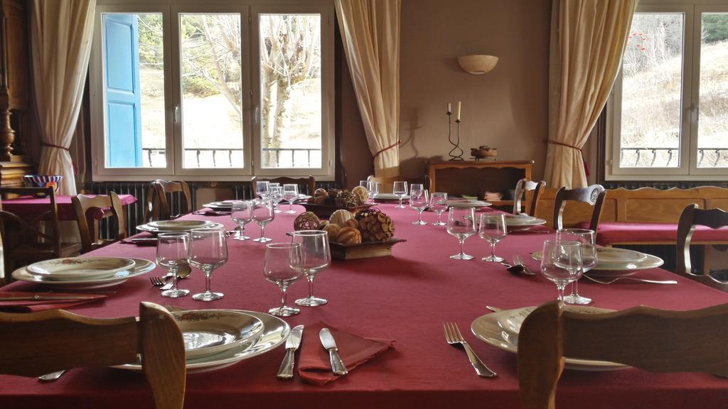 Mouli Del Riu Bed & Breakfast Saint-Pierre-dels-Forcats Dış mekan fotoğraf
